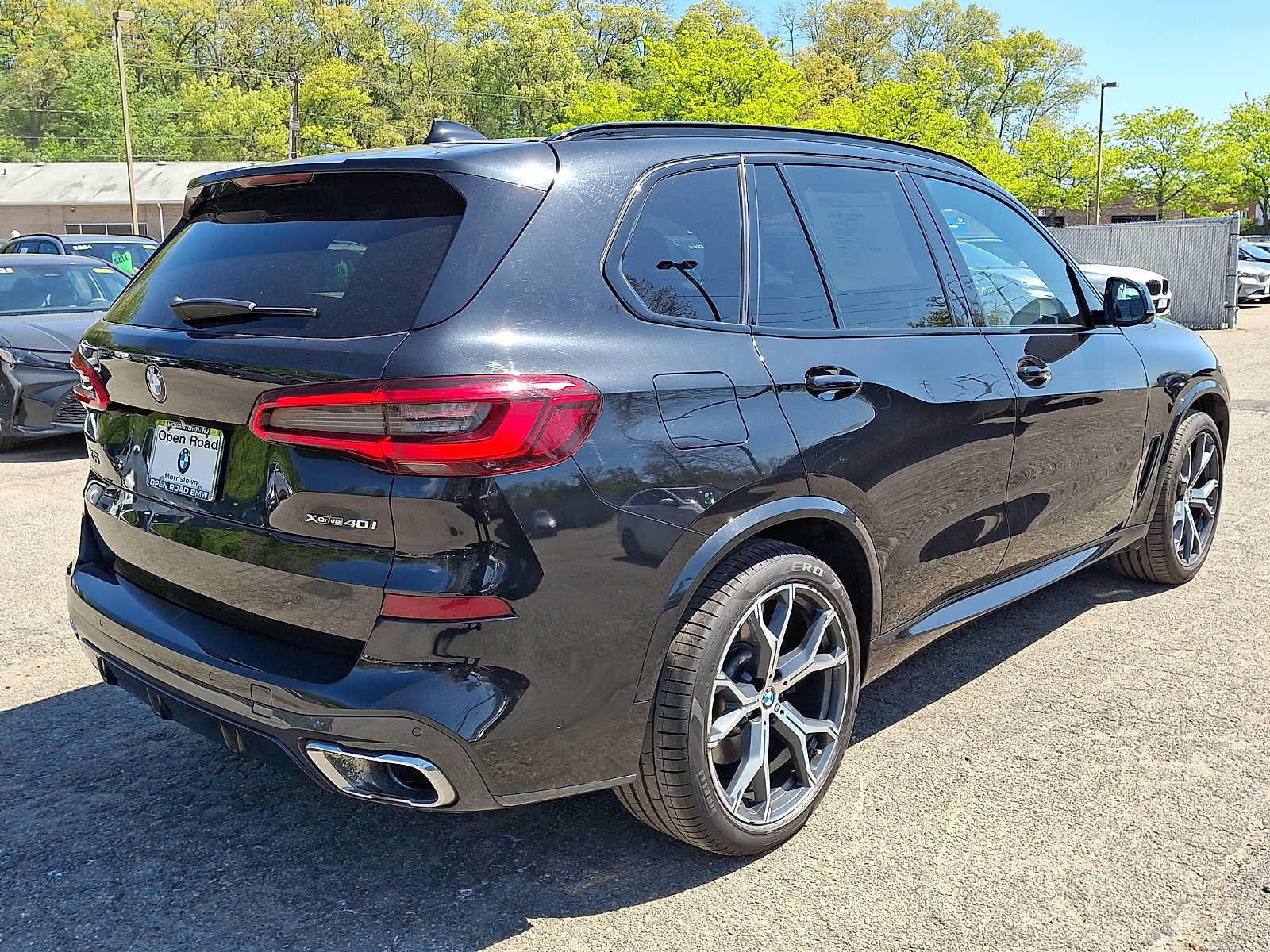Used 2019 BMW X5 xDrive40i w/ M Sport Package AWD/4WD image 6