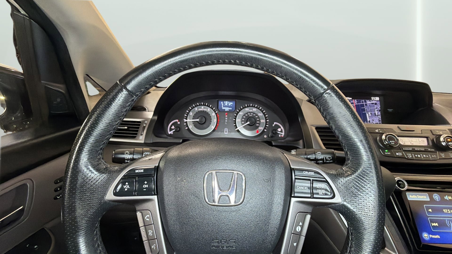 Used 2014 Honda Odyssey Touring image 30