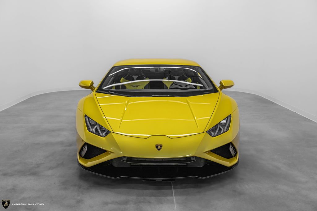Used 2020 Lamborghini Huracan EVO RWD image 11