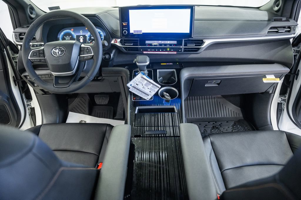 New 2026 Toyota Sienna XLE Woodland Edition image 20