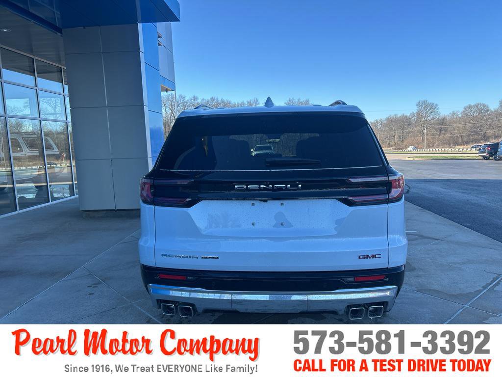New 2026 GMC Acadia Denali w/ Super Cruise Package image 5