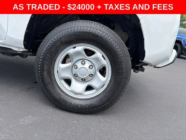Used 2021 Toyota Tacoma SR AWD/4WD image 8