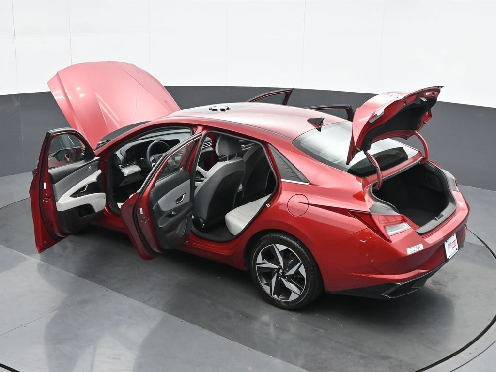 Used 2023 Hyundai Elantra Limited FWD image 39