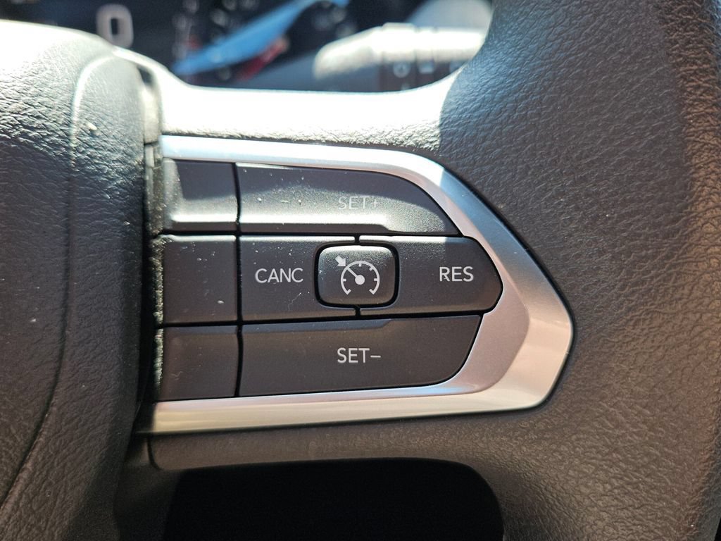 Used 2025 Jeep Compass Sport AWD/4WD image 22