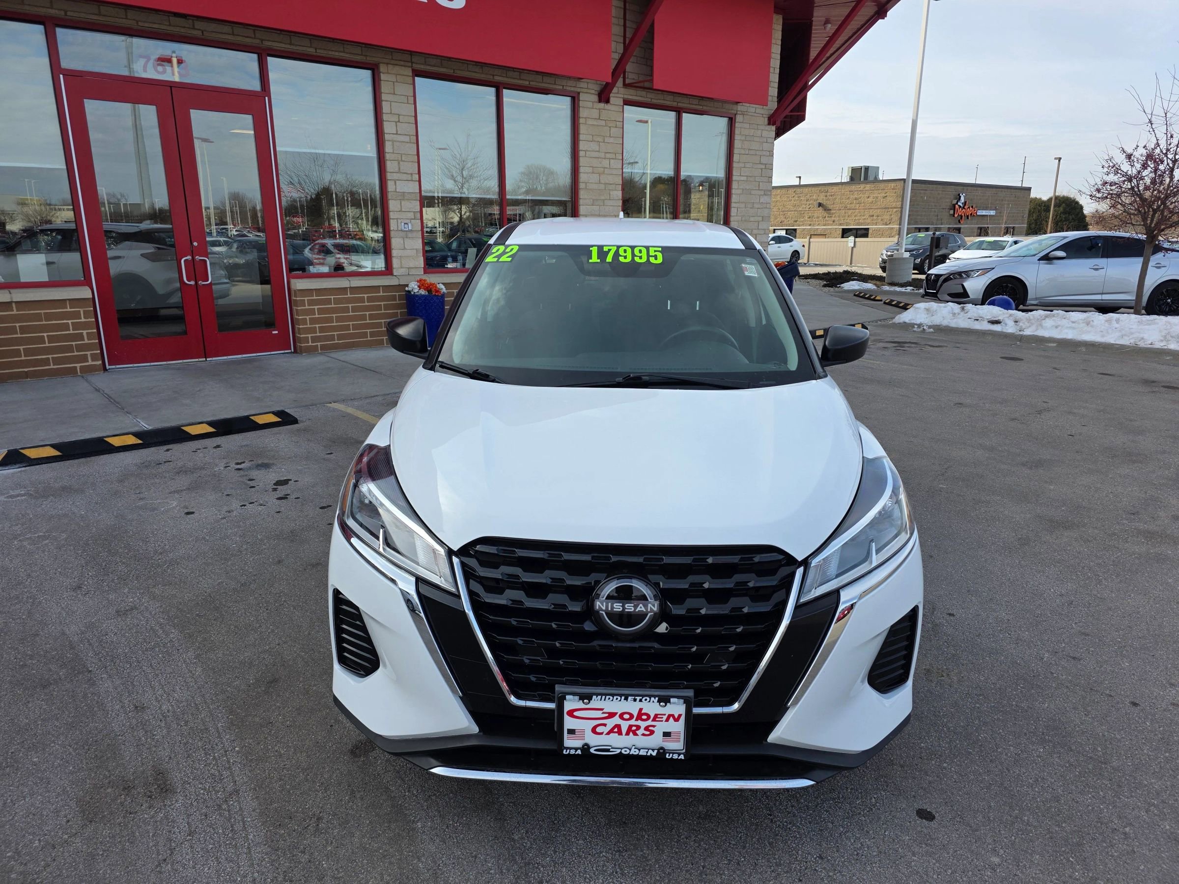 Used 2022 Nissan Kicks S FWD image 2