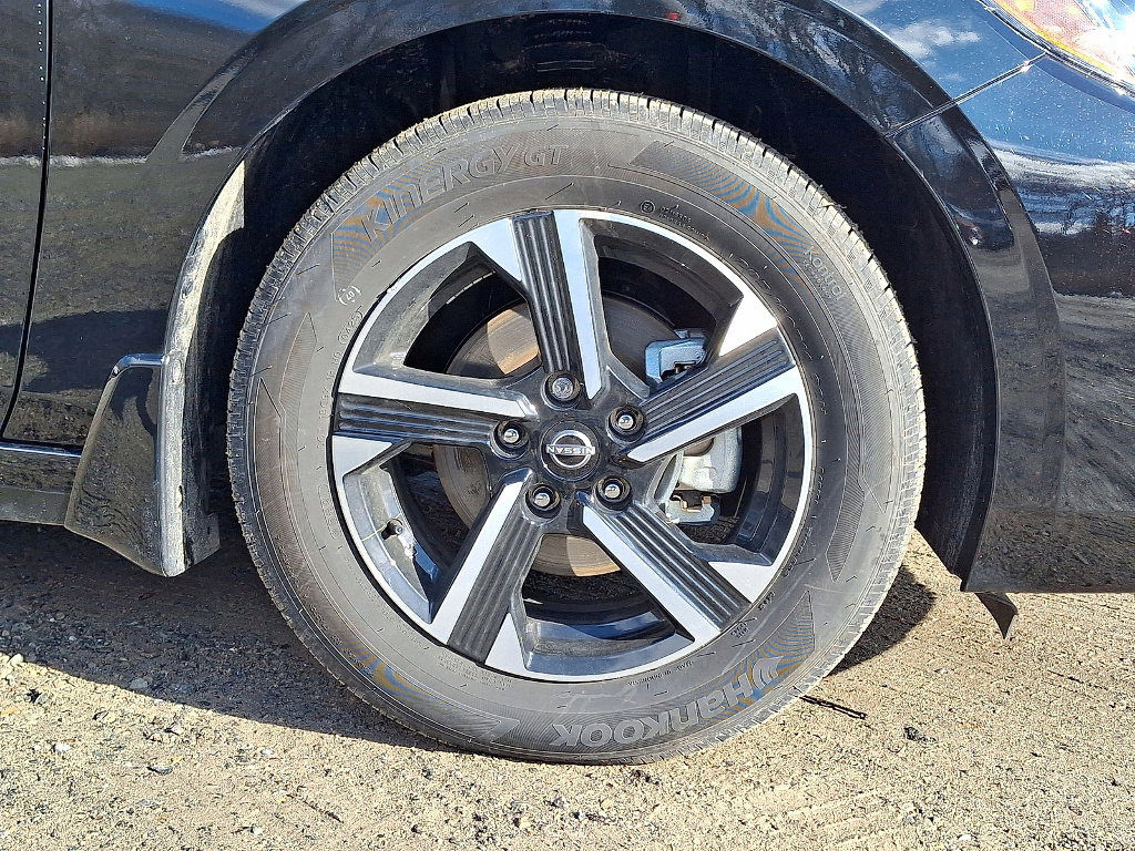 Used 2025 Nissan Sentra SV w/ All-Weather Package image 26