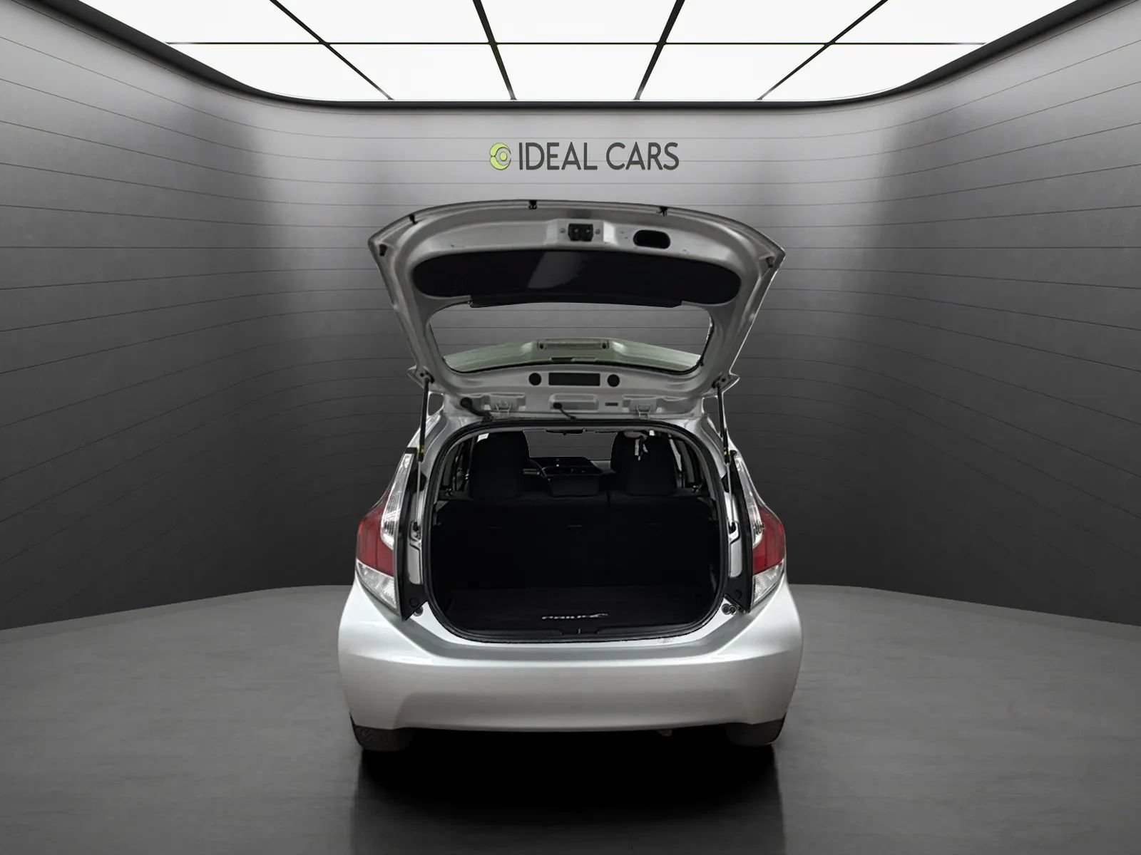 Used 2015 Toyota Prius C Two FWD image 9