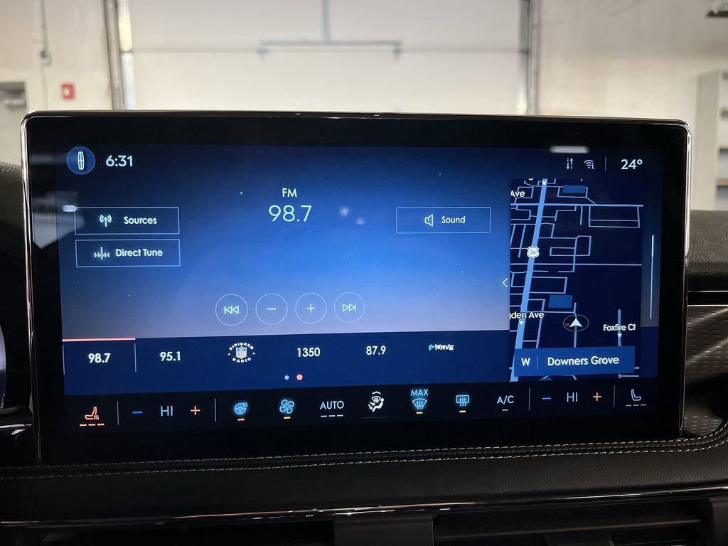 Used 2025 Lincoln Corsair Grand Touring w/ Equipment Group 301A image 12