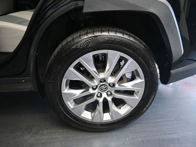Used 2019 Toyota RAV4 XLE Premium w/ Cold Weather Package image 15