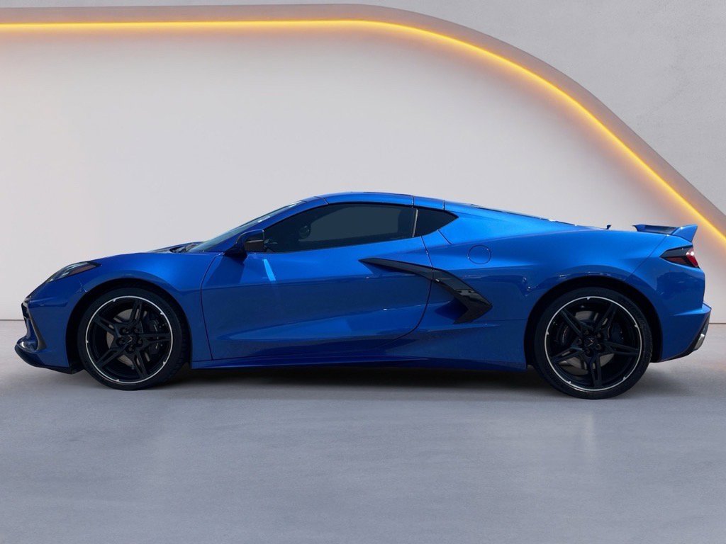 Used 2020 Chevrolet Corvette Stingray Premium Cpe w/ 3LT Preferred Equipment Group image 4