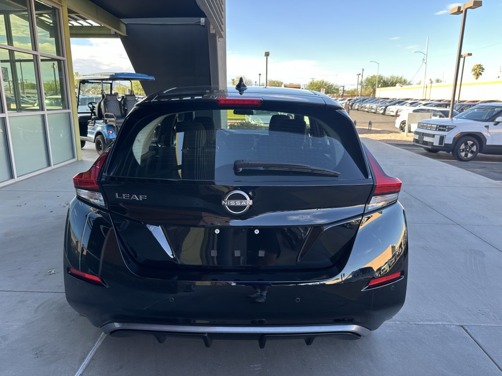 Used 2025 Nissan Leaf S FWD image 12