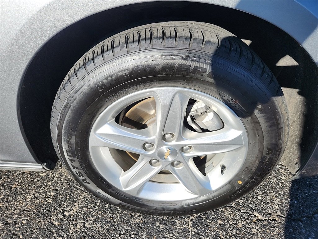 Used 2023 Chevrolet Malibu LS image 10