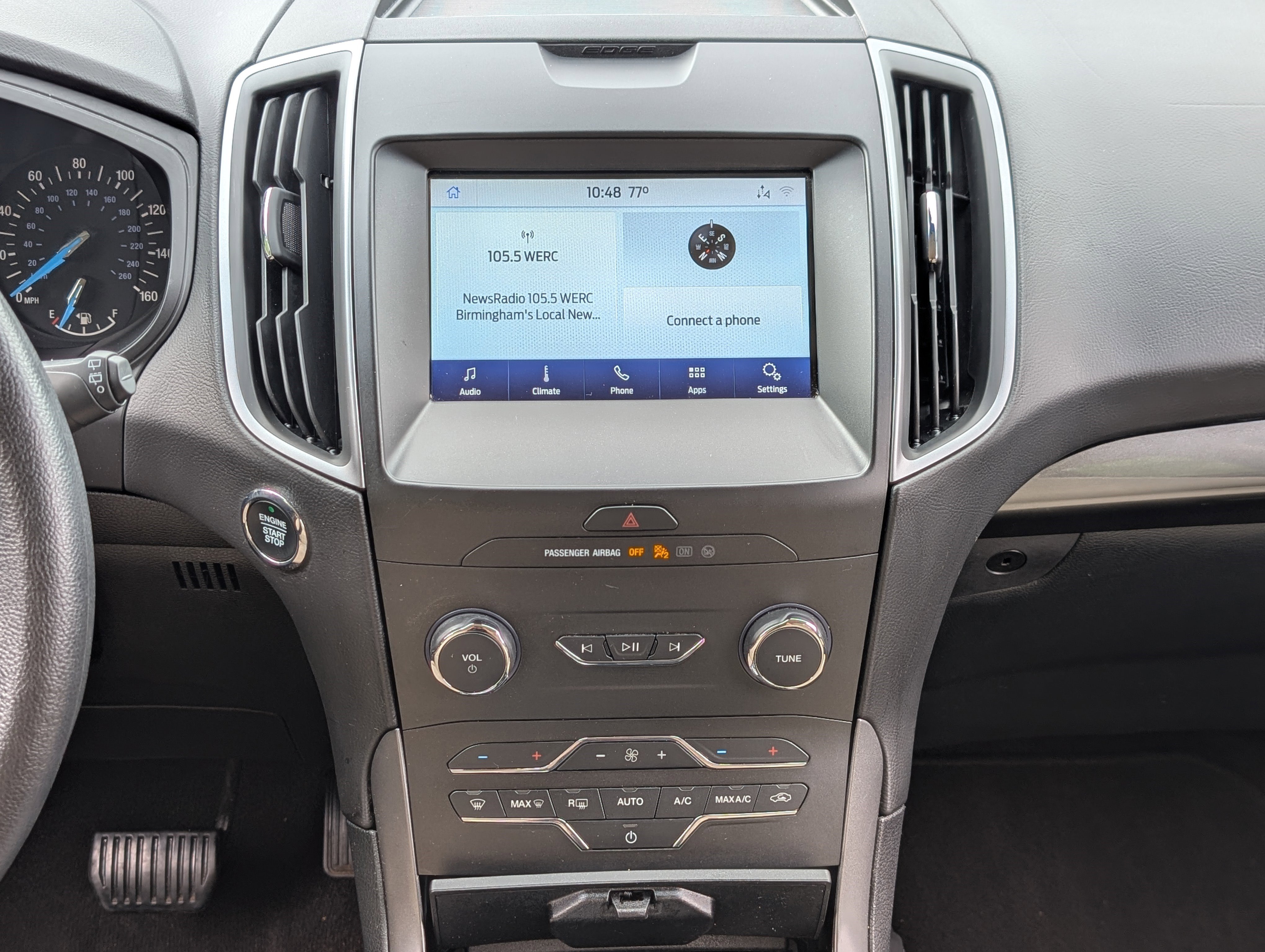 Used 2020 Ford Edge SE FWD image 25