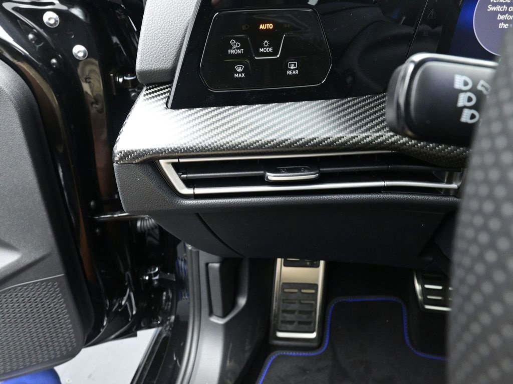 New 2025 Volkswagen Golf R Black Edition image 16