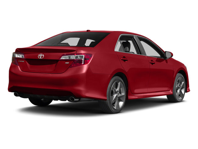 Used 2014 Toyota Camry LE image 2