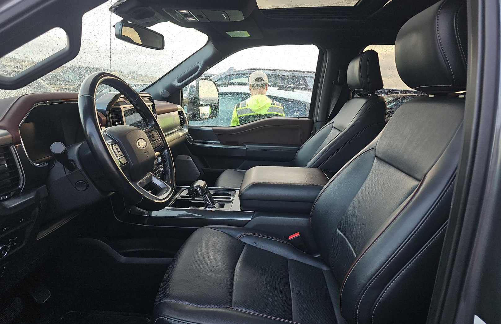 Used 2021 Ford F150 Lariat w/ Equipment Group 502A High AWD/4WD image 8