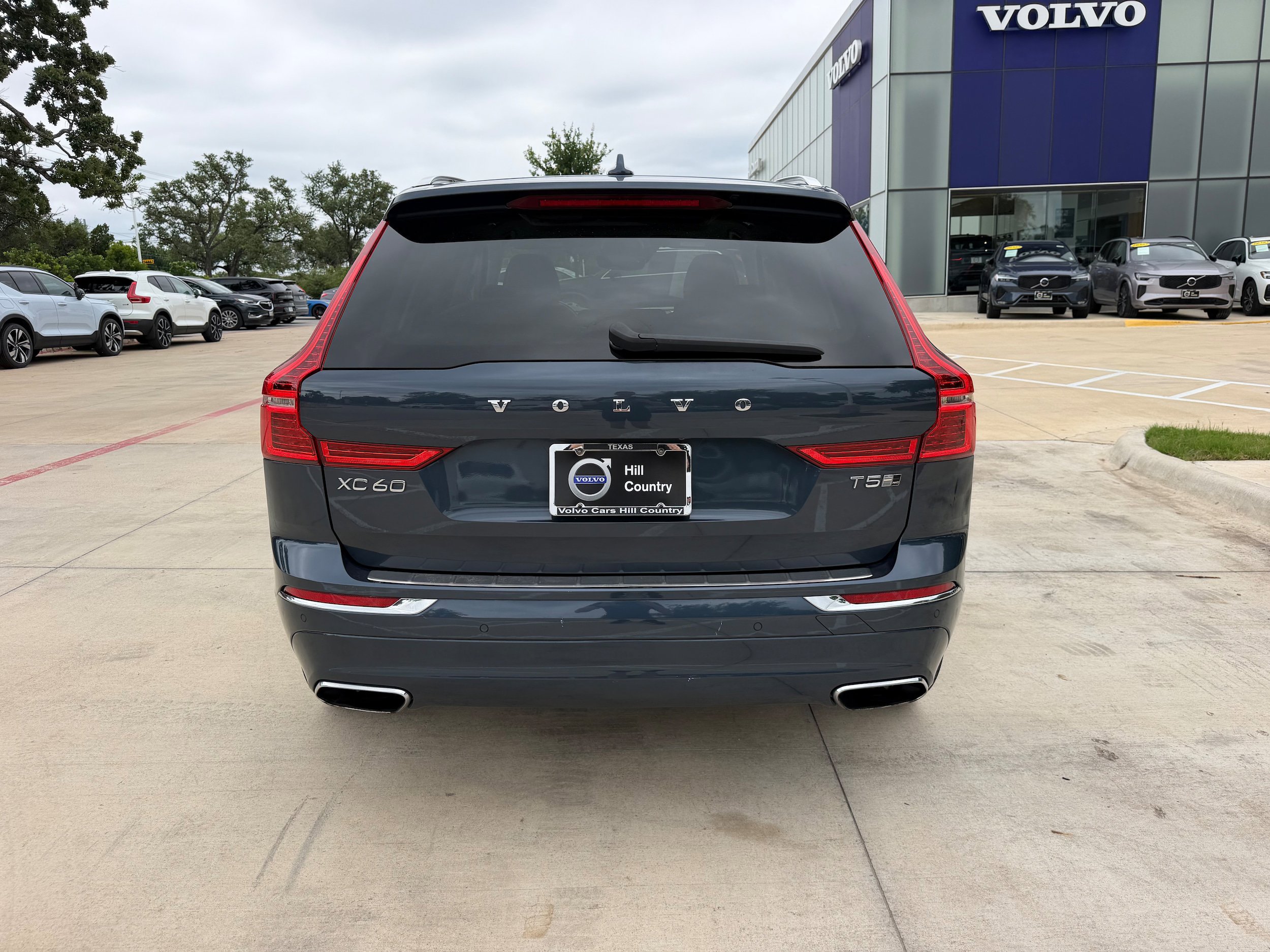 Used 2020 Volvo XC60 T5 Inscription AWD/4WD image 5