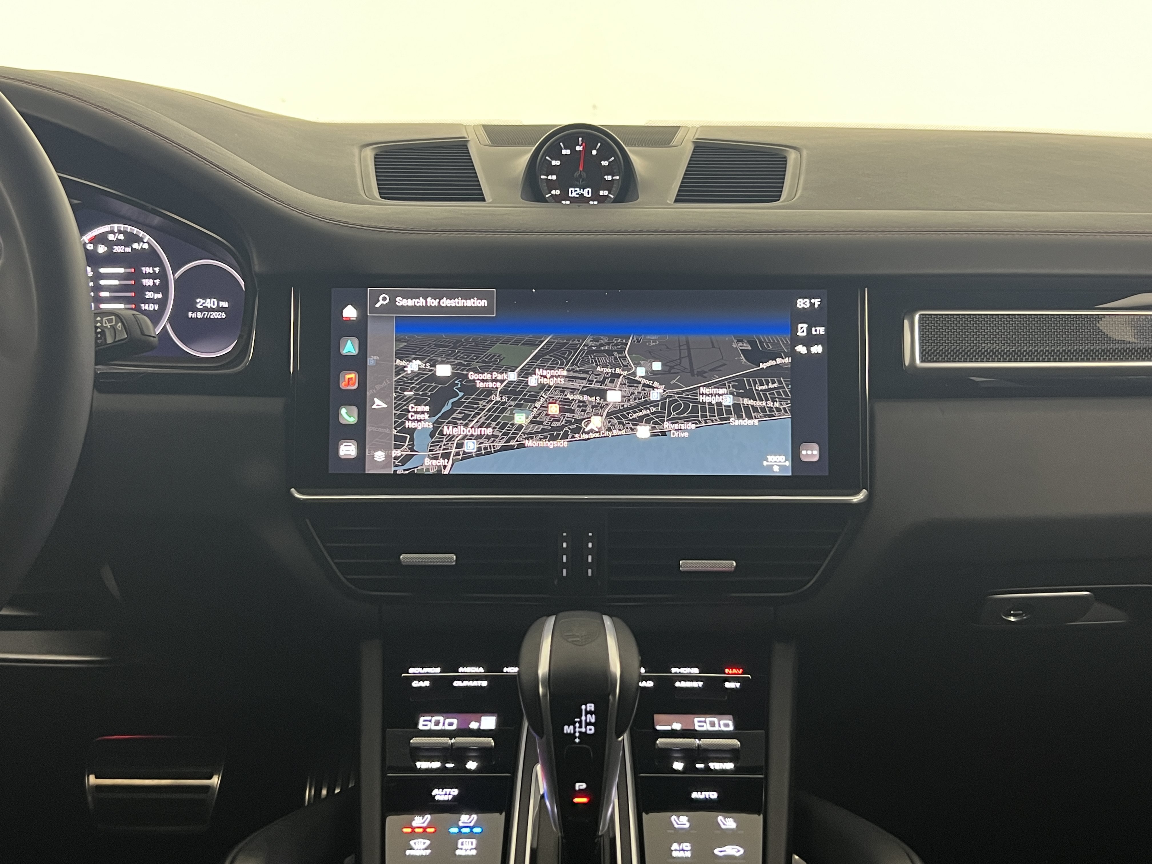 Certified 2023 Porsche Cayenne Turbo AWD/4WD image 19