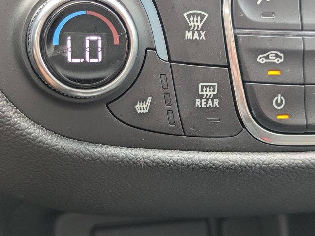 Used 2024 Chevrolet Equinox LT FWD image 29