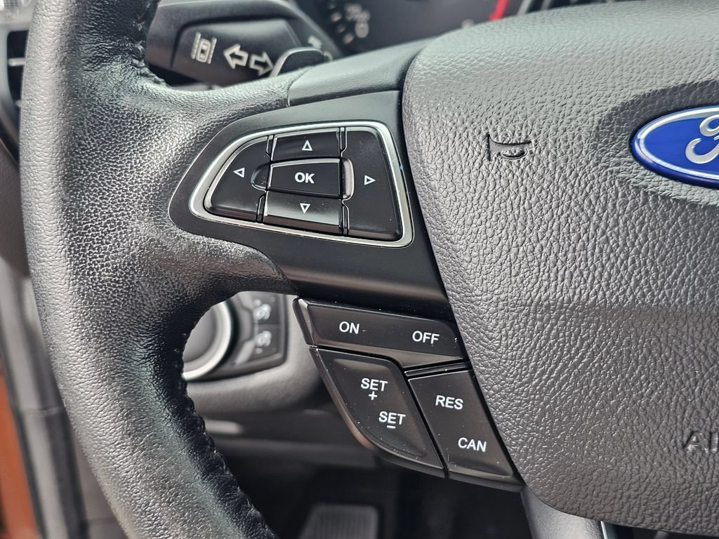 Used 2017 Ford Escape Titanium w/ Canadian Touring Package AWD/4WD image 37
