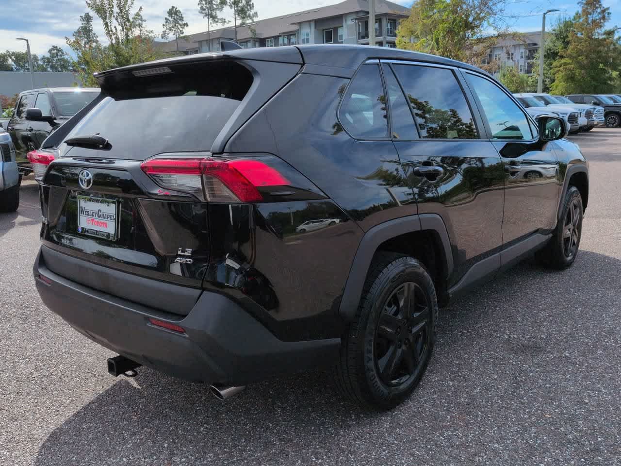 Certified 2023 Toyota RAV4 LE AWD/4WD image 6
