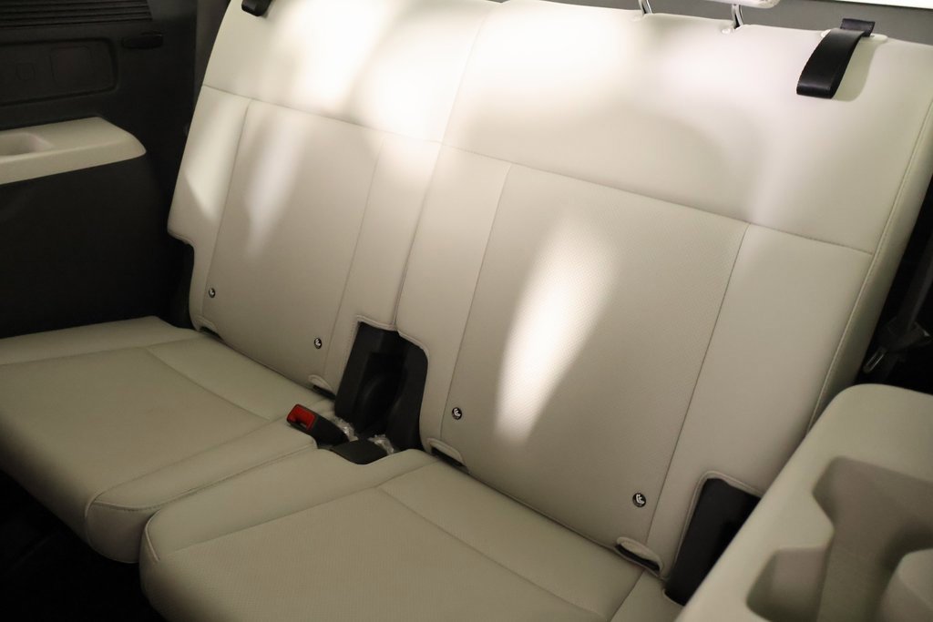 Used 2025 Hyundai Santa Fe SEL image 12