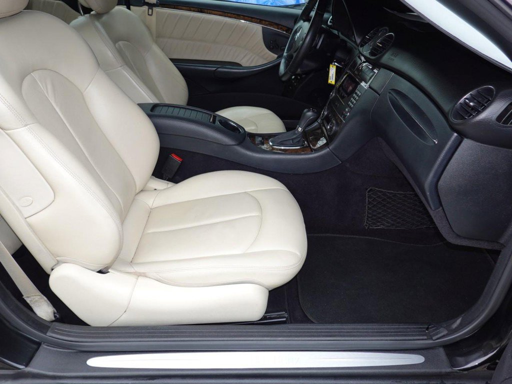 Used 2007 Mercedes-Benz CLK 550 2dr Cabriolet 5.5L image 18