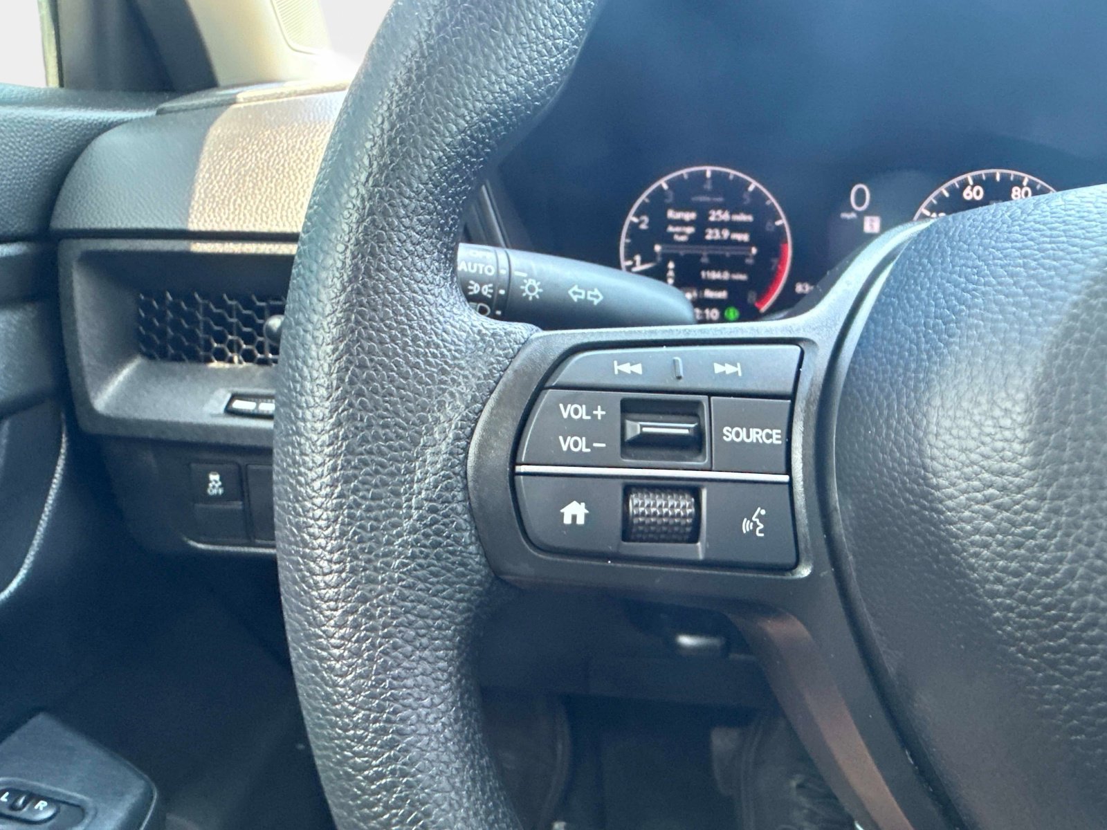 Certified 2025 Honda CR-V EX image 27