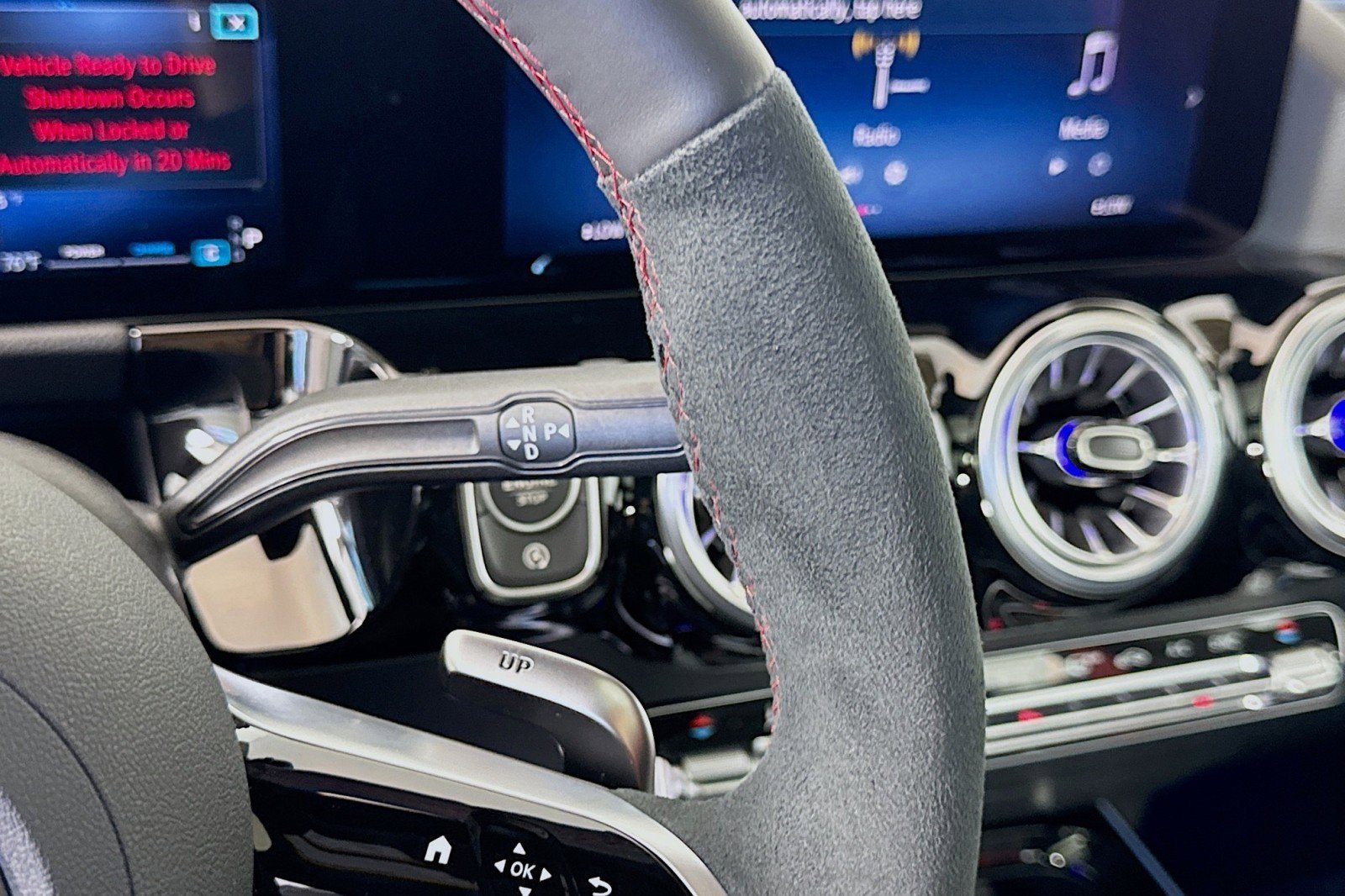 New 2025 Mercedes-Benz GLA 35 AMG 4MATIC image 15