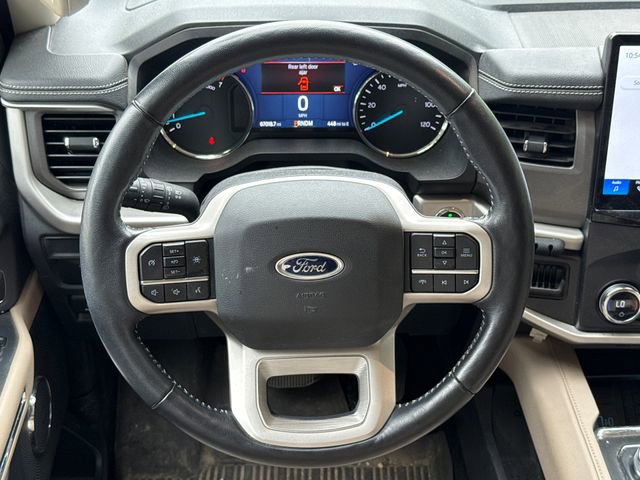 Used 2022 Ford Expedition XLT RWD image 12