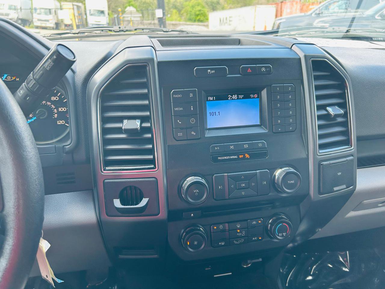 Used 2018 Ford F150 XLT w/ Equipment Group 301A Mid RWD image 19