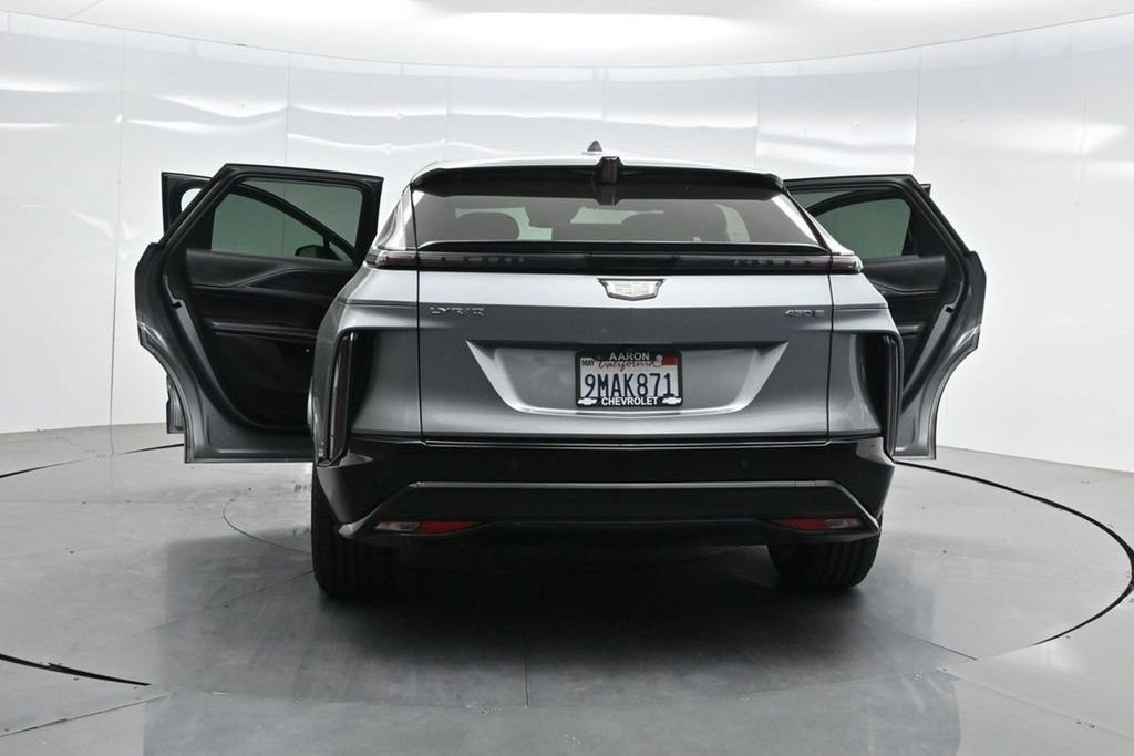 Used 2024 Cadillac Lyriq Sport RWD image 45