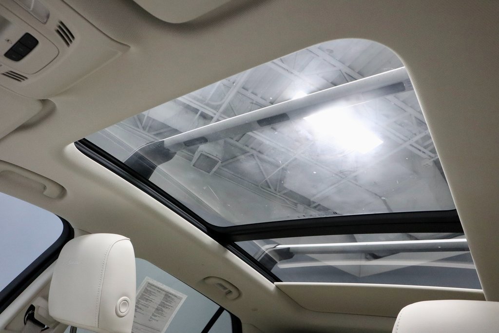 Used 2023 Buick Envision Avenir image 27