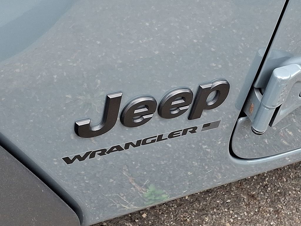 Used 2024 Jeep Wrangler Sport S image 6