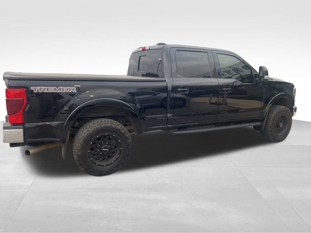 Used 2022 Ford F250 Lariat w/ Tremor Off-Road Package image 4