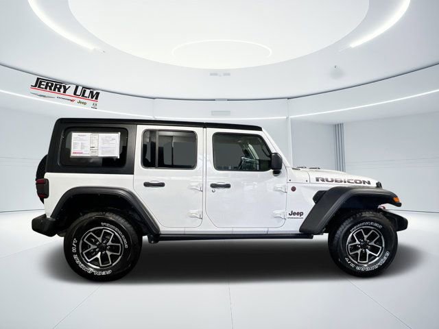 Used 2024 Jeep Wrangler Unlimited Rubicon image 2