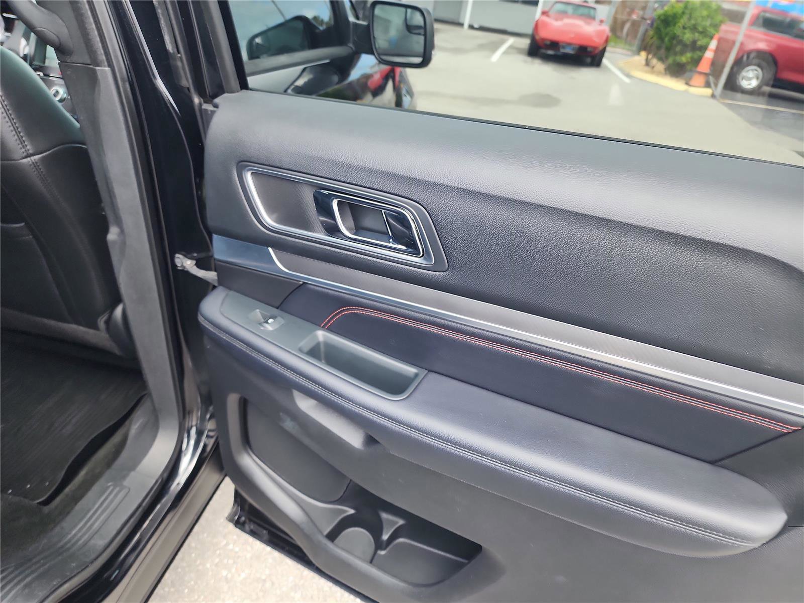 Used 2017 Ford Explorer Sport image 19