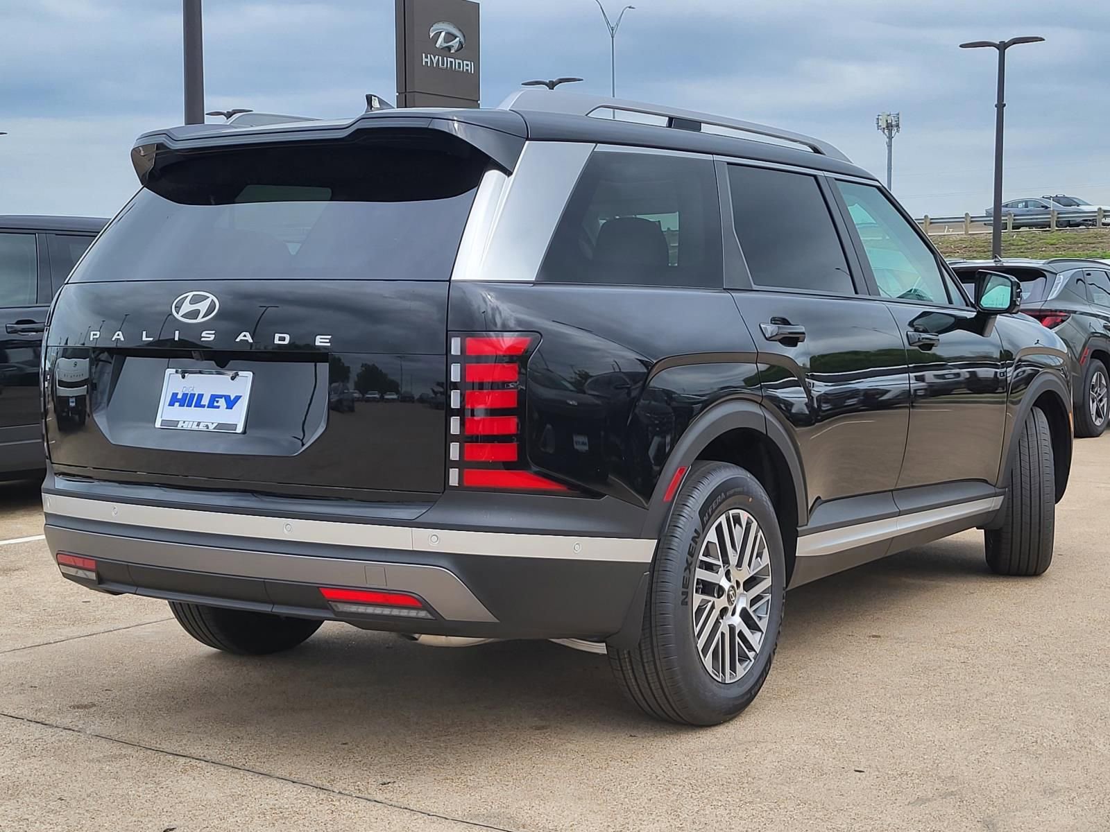 New 2026 Hyundai Palisade SEL FWD image 6