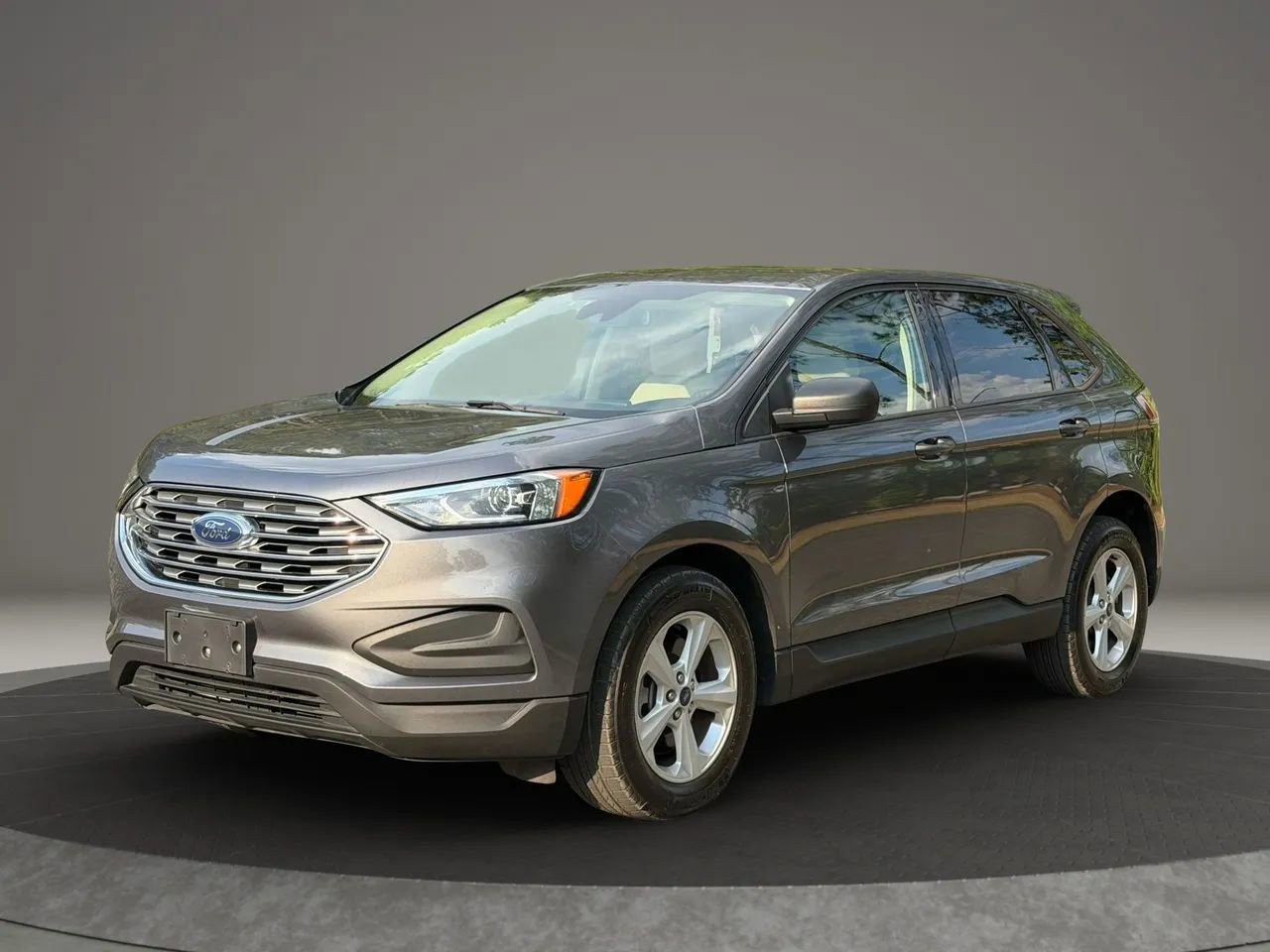Used 2021 Ford Edge SE