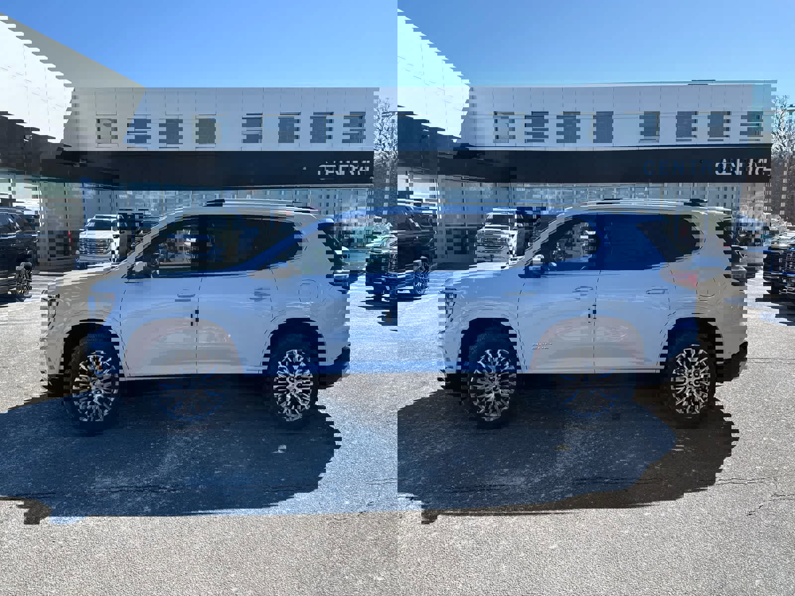 New 2026 GMC Acadia Denali w/ Super Cruise Package image 4