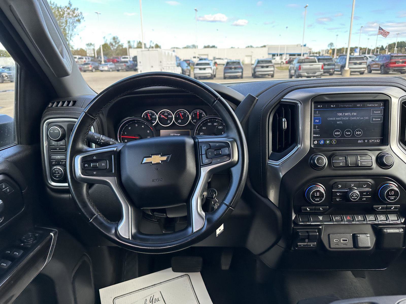 Used 2023 Chevrolet Silverado 2500 LT image 18