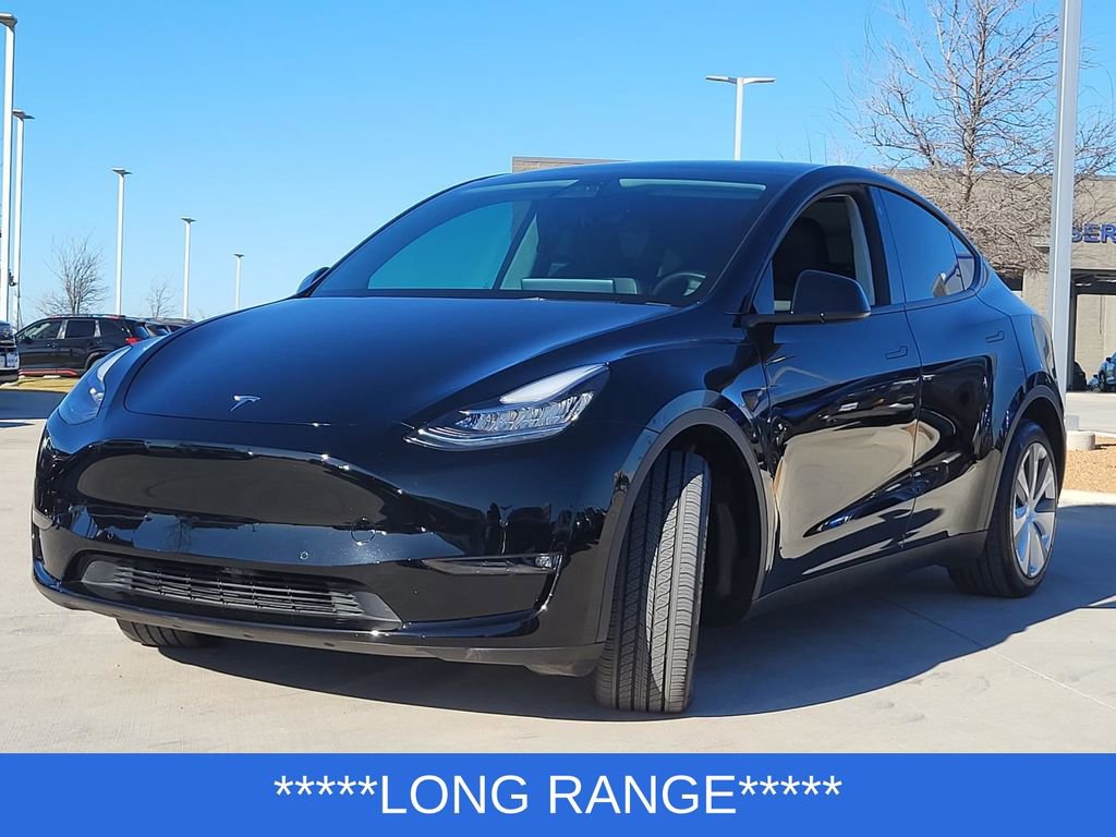 Used 2022 Tesla Model Y Long Range image 2