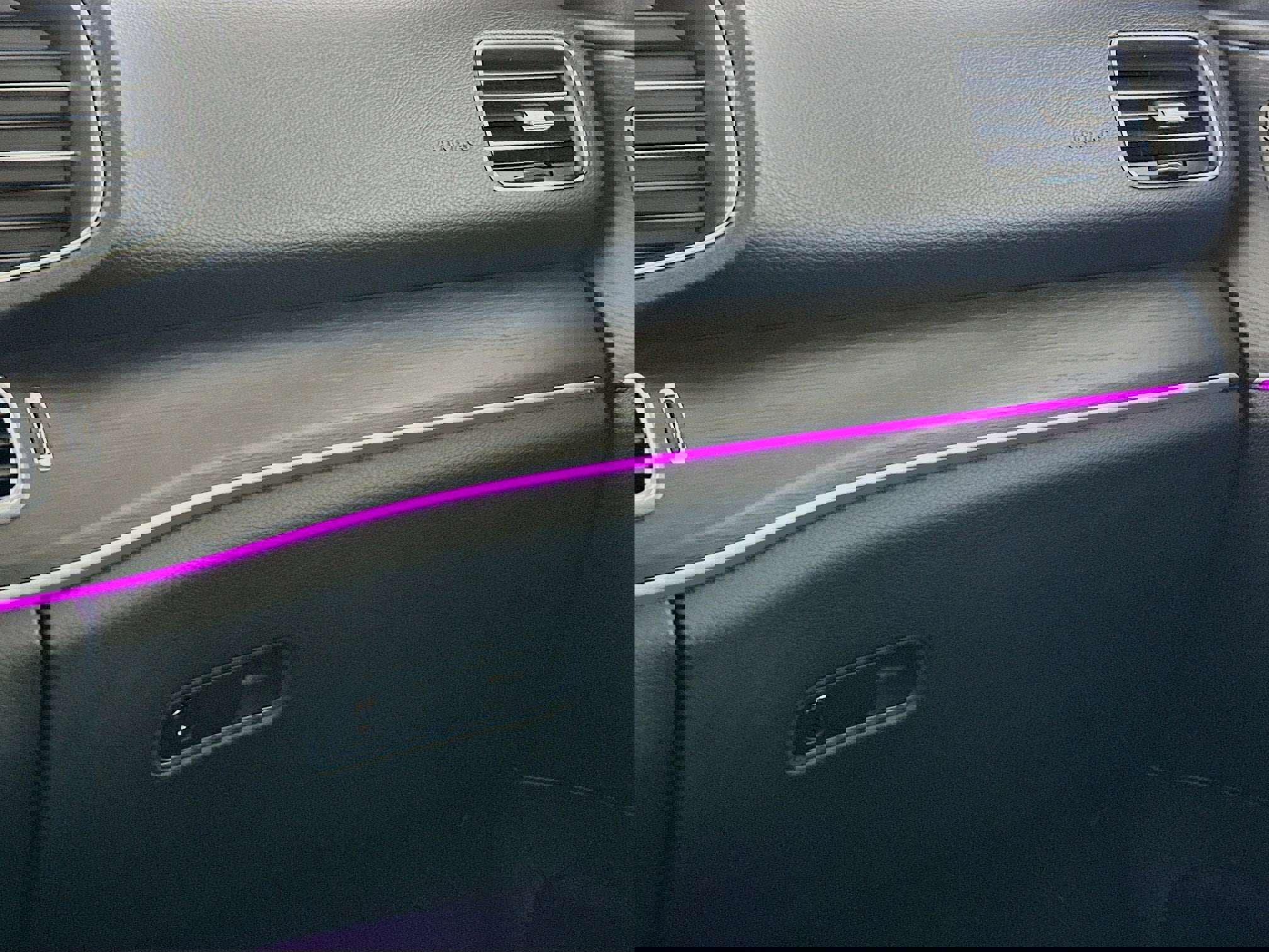 Used 2023 Mercedes-Benz GLE 450 4MATIC w/ AMG Line Exterior image 16