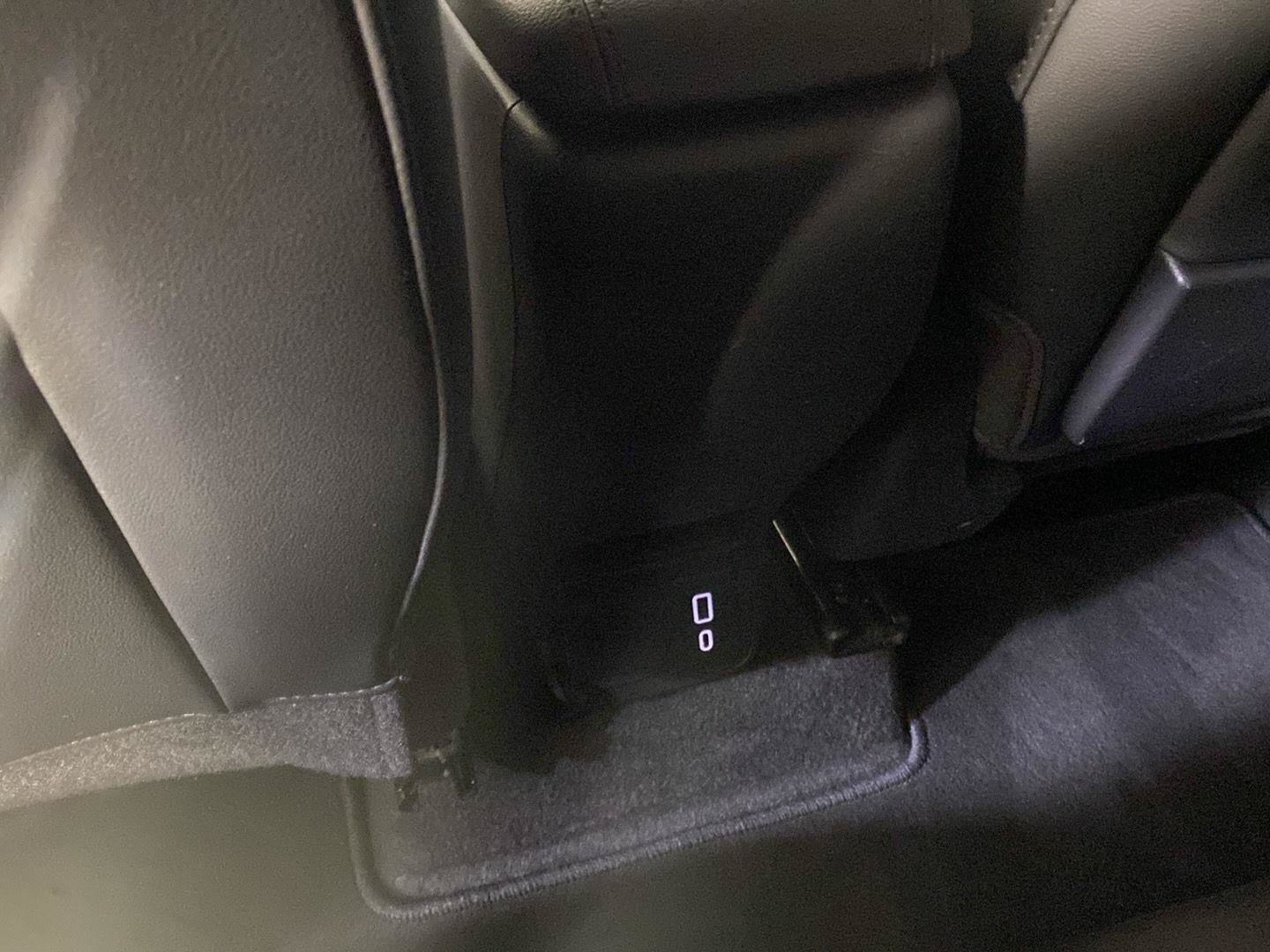 Used 2023 Buick Encore GX Preferred w/ Cold Weather Comfort Package FWD image 32