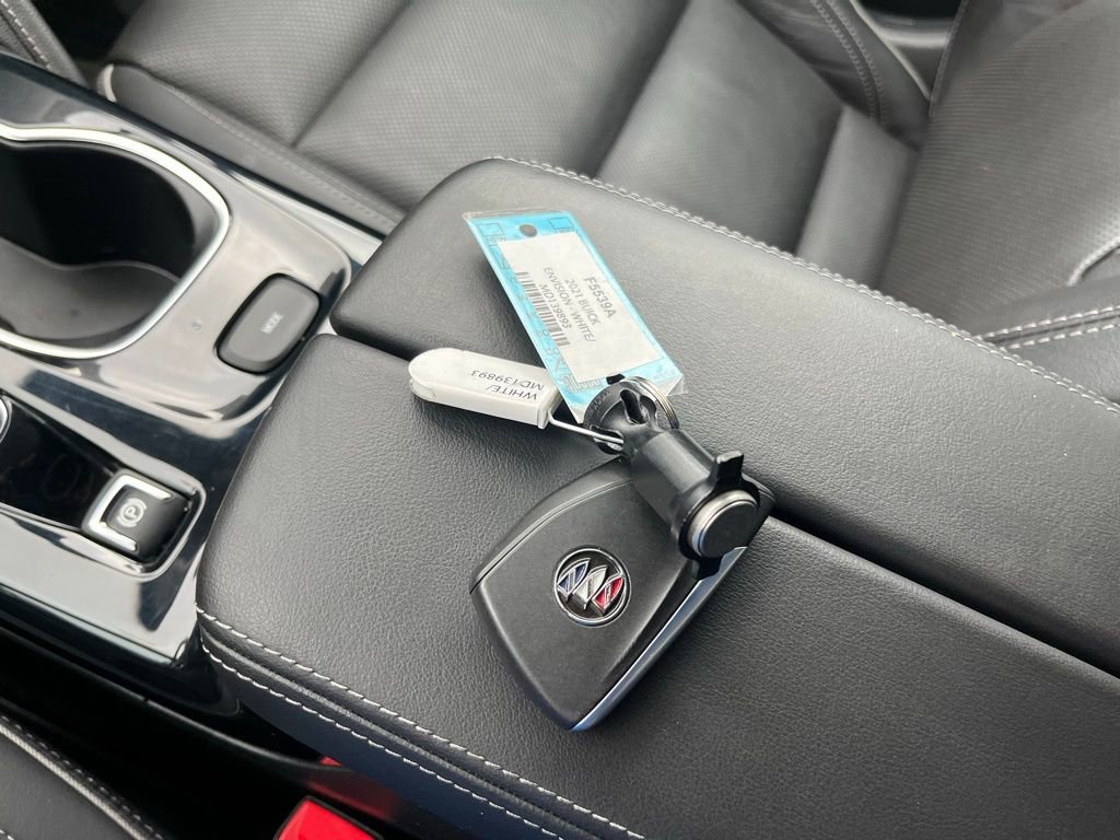 Used 2021 Buick Envision Essence w/ Sport Touring Package image 32