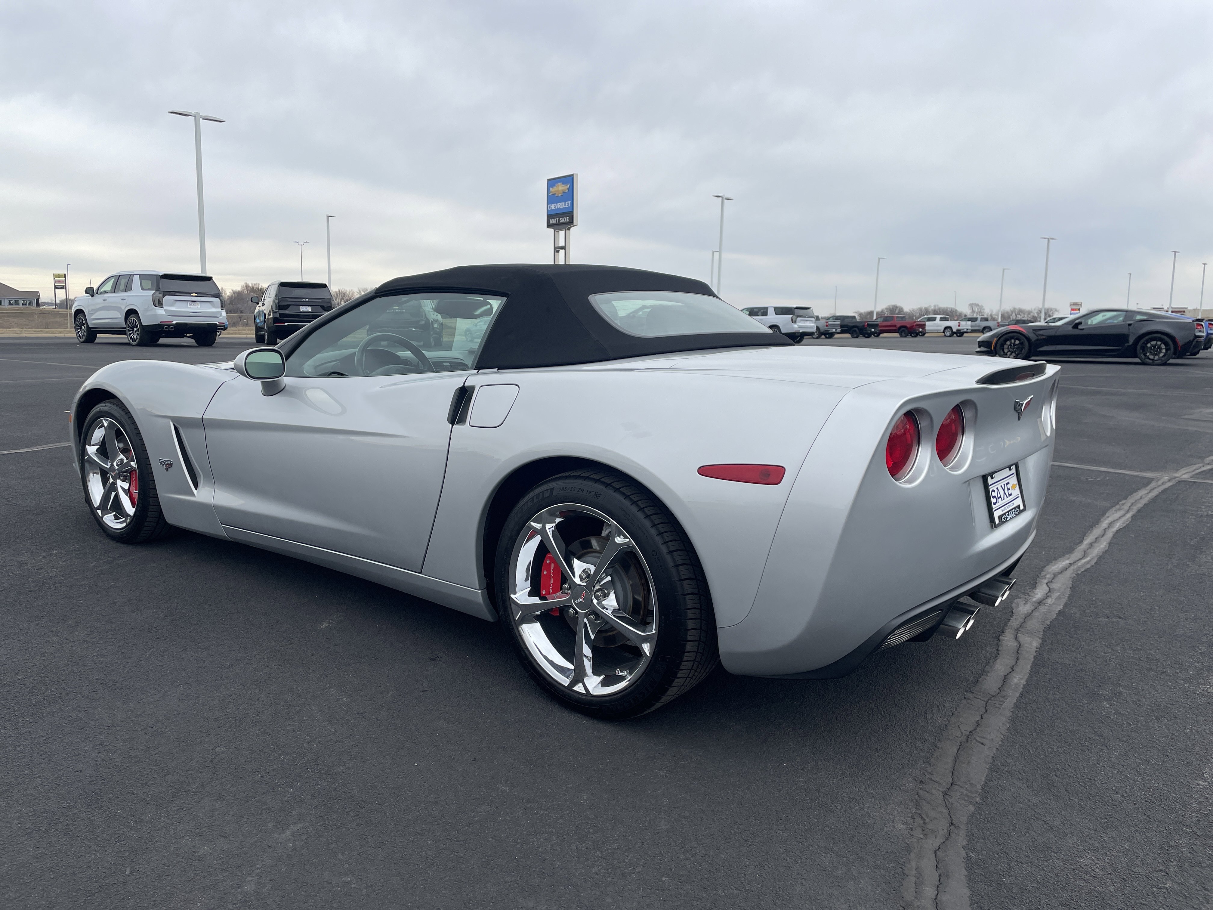 Used 2013 Chevrolet Corvette Convertible image 3