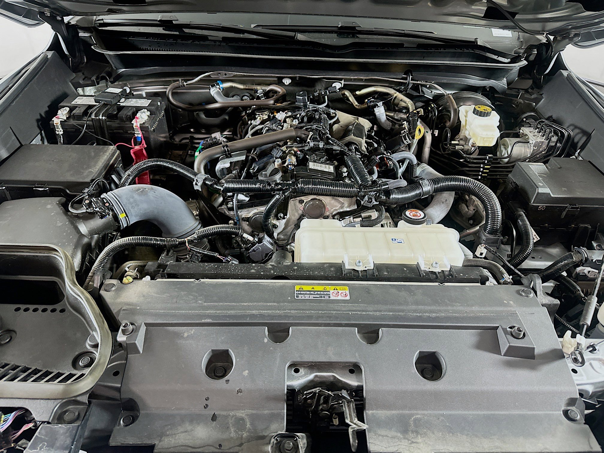 Used 2025 Toyota Tacoma SR5 AWD/4WD image 33