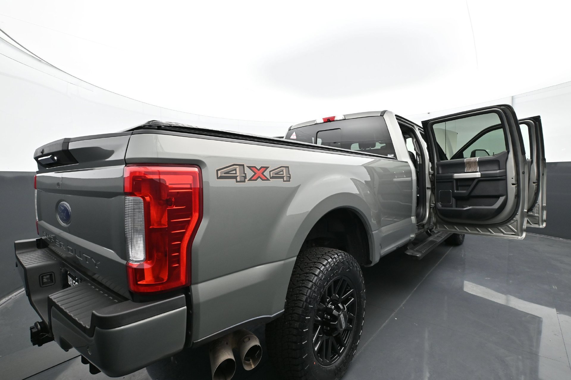 Used 2019 Ford F350 Lariat AWD/4WD image 37