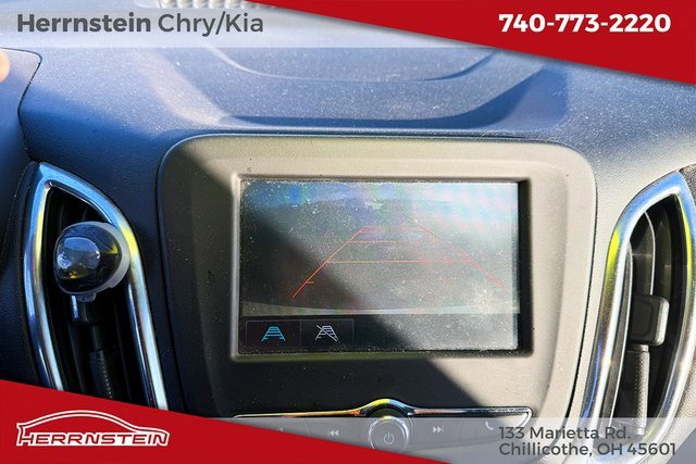 Used 2018 Chevrolet Equinox LT image 18