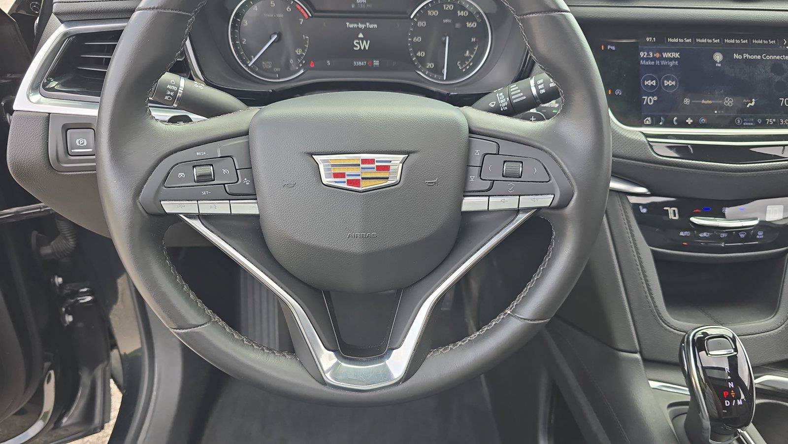 Used 2024 Cadillac XT6 Luxury AWD/4WD image 27